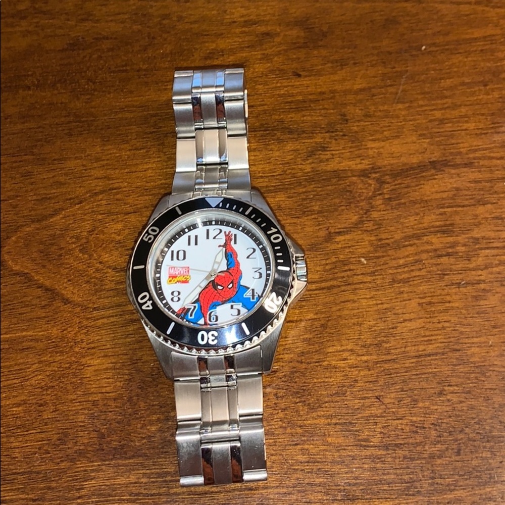 MEN’S SPIDER-MAN WATCH NWT